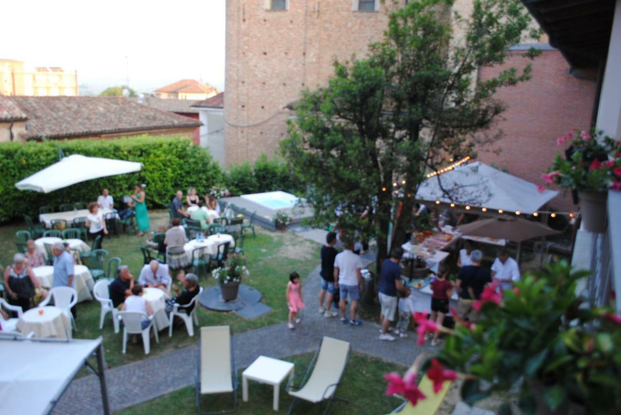 Hotel Locanda San Giacomo Agliano Terme Exterior foto